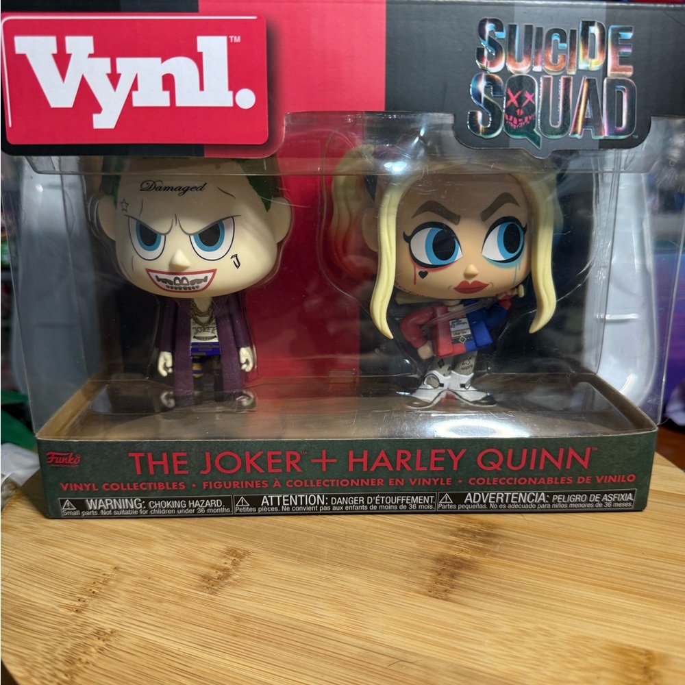 Funko VYNL.: DC Universe - The Joker + Harley Quinn 4" Suicide Squad Movie